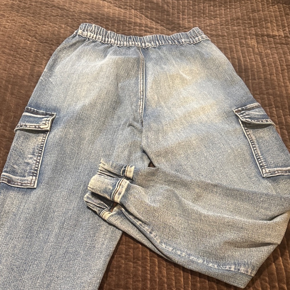 Madden Girl Blue Straight Leg Jeans - Picture 4 of 9